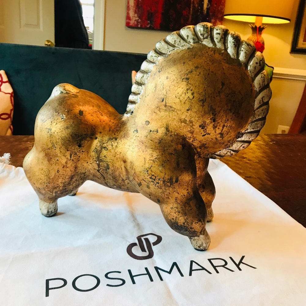 Arhaus Bull